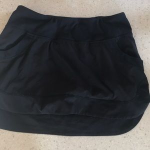 Lululemon workout/tennis/running skirt
